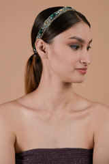 Norah Headband4722 video